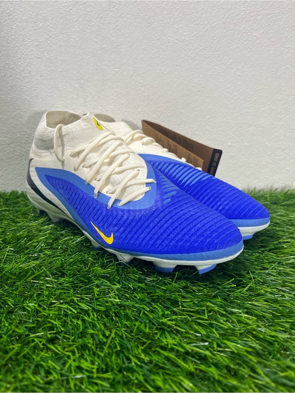 Size 8- Nike Phantom 6 High ACAD FG/MG LV8 Men's Soccer Cleats HQ2279-400